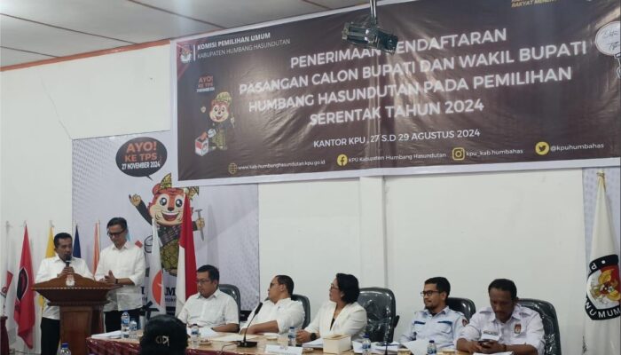 Usai Mendaftar, Birma Sinaga – Erwin Sihite Disambut Ribuan Pendukungnya Hingga Malam