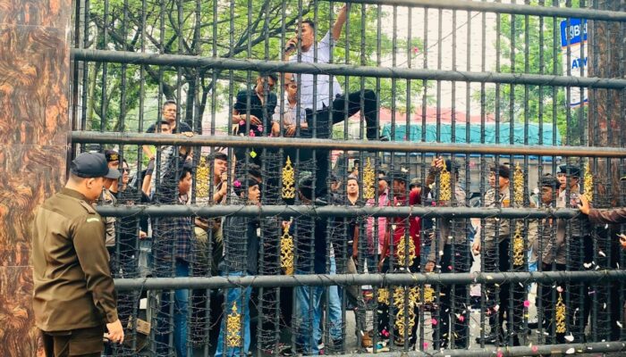 Massa AMC Pertanyakan Kinerja Kejatisu Terkait Perkara Penggelapan