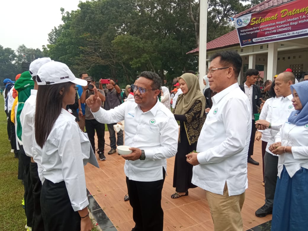 8.849 Mahasiswa Baru Unimed Ikuti PKKMB 2024