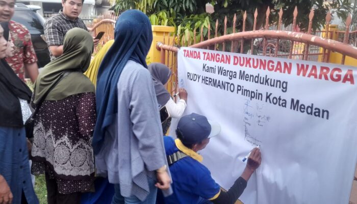 Warga Lingkungan V, Vi Tegal Sari III Medan Area Doa Bersama Dukung Rudy Hermanto