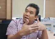 Sutrisno Pangaribuan Desak Bubarkan DPR RI