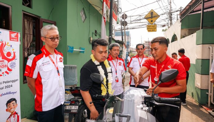 Hari Pelanggan Nasional, Konsumen Motor Honda Dapat Banyak Kejutan
