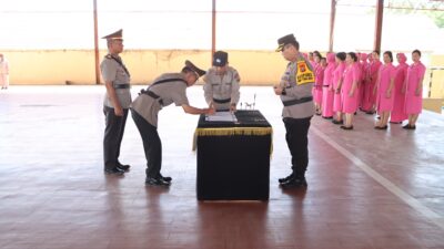 Upacara Penyerahan Jabatan Kabag Logistik dan Sertijab Kasat Intelkam Serta Kapolsek Marbau di Polres Labuhanbatu