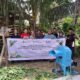 Dosen USU memberi bantuan Kambing PE dan mesin chopper kepada Koptan Semangat Jaya. Waspada/Ist
