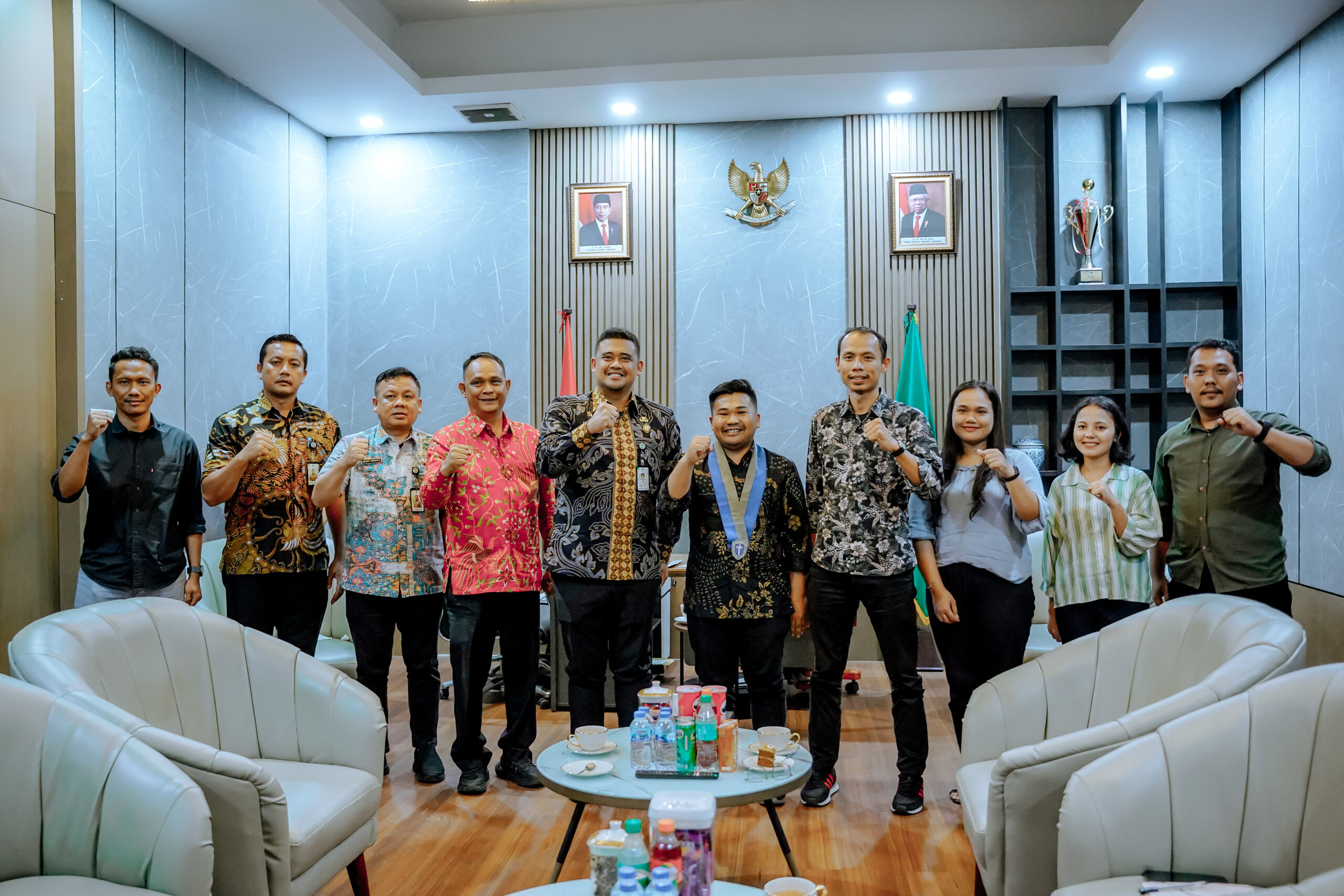 13.959 Pelayan Masyarakat Kota Medan Terharu Dengan Perhatian Bobby Nasution
