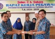 Rektor UM Tapsel Minta Unit Kerja Laksanakan Tugas Sesuai Program