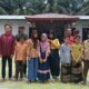 Sebagian anak asuh yayasan panti asuhan Anak Sumatera yang berlokasi di Desa Tegal Sari, Kec. Dolok Masihul, Kab. Sergai, Jumat (13/9) kemarin. (Waspada/Edi Saputra)