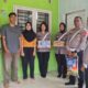 Menyambut Hari Lalu Lintas Bhayangkara Ke 69, Kasat Lantas Polres Simalungun, Iptu Jonni FH Sinaga bersama personel lainnya saat menggelar anjangsana ke rumah Purnawiran dan Warakawuri Polri, Sabtu (14/9).(Waspada/ist).