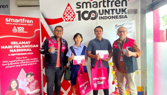 Harpelnas, Smartfren Beri Hadiah Untuk Pelanggan Setia