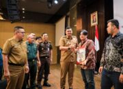 Gelontorkan Beasiswa Untuk SD Hingga Mahasiswa, Bobby Nasution Sosok Wali Kota Peduli Pendidikan