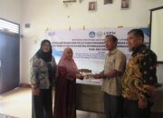 Tim PKM Unimed Latih Guru -guru SLB Yanpentra Media Pembelajaran Digital