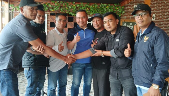 Kasat Reskrim Polres Aceh Tengah Fasilitasi Mediasi Perdamaian Wartawan Dan Reje