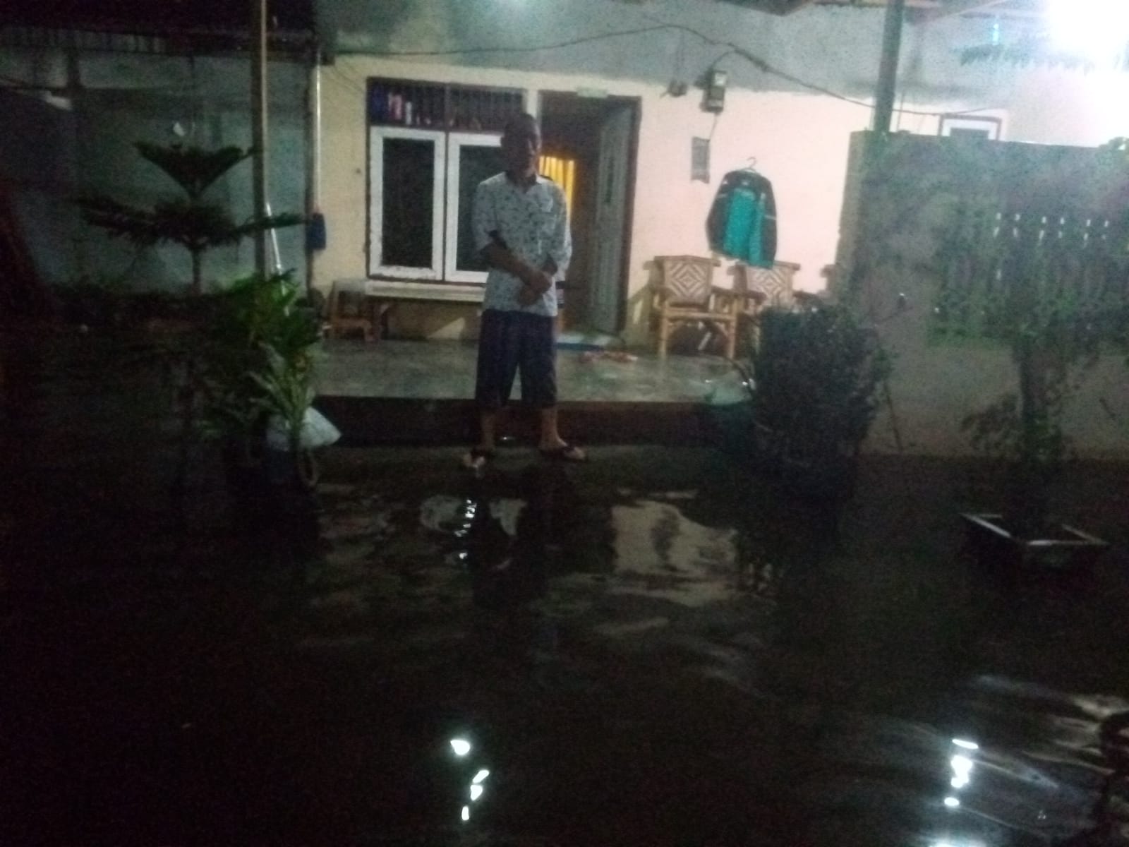 Sahabat Bang Aci Bantu Korban Banjir Hamparan Perak
