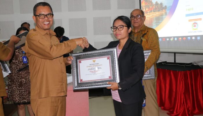 Aplikasi Sipature Toba Mudahkan Warga Bayar Pajak