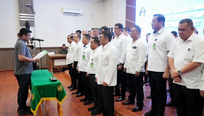 Wali Kota Lantik Pengurus Lembaga Kerjasama Tripartit Dan Dewan Pengupahan Kota Medan Periode 2024-2027