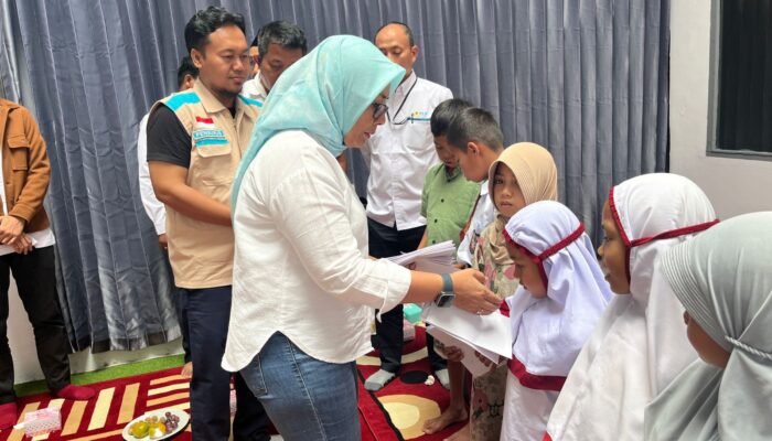 YBM Dan PLN UP3 P.Sidimpuan Berbagi Kebahagiaan Bersama Anak Yatim Dhuafa