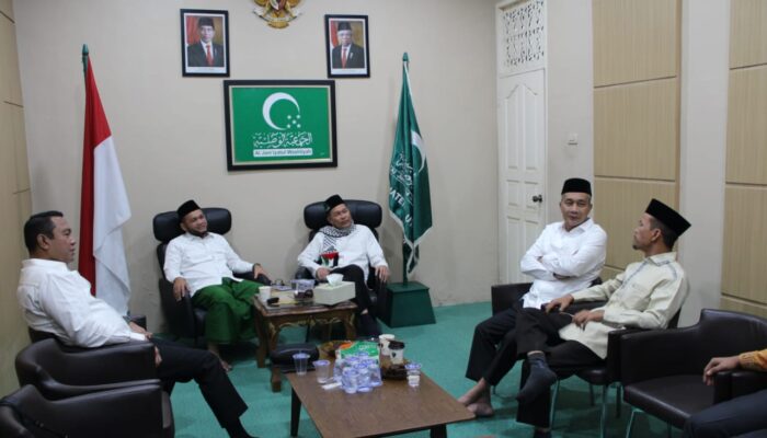 Warga Al Washliyah Nggak Usah Ke Mana-mana, Kita Pilih Hidayatullah-Yasyir Ridho