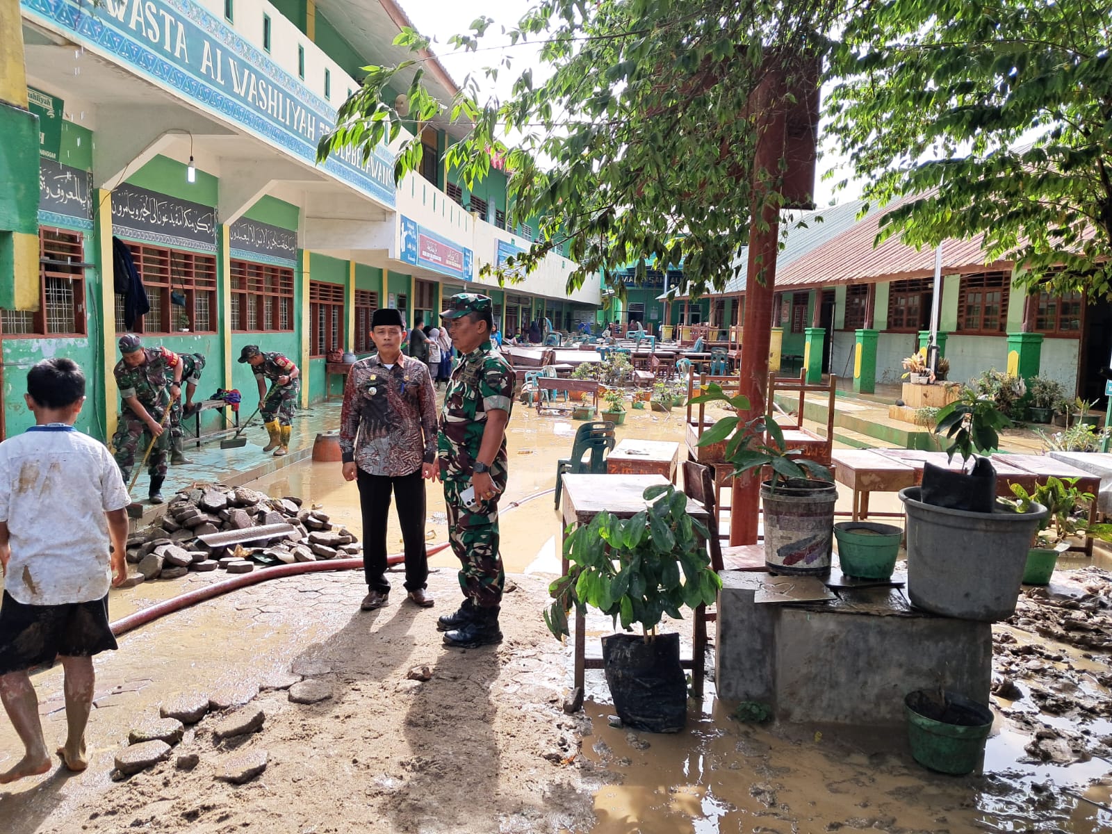 Banjir Besar Kembali Landa Pasar Bawah Serbelawan