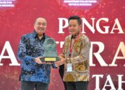 Rektor USU Raih Penghargaan Paritrana Awards 2024 Dari Wapres