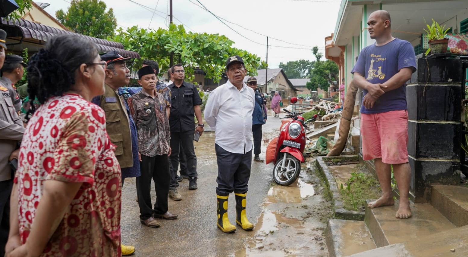 Gercep Bupati Simalungun Bantu Korban Banjir Serbelawan