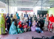 Nyatakan Dukungan, Rico Waas Diupah-upah Masyarakat Aek Kanopan Kota Medan