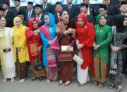 Foto-foto Chairunnisa Dilantik Jadi Anggota DPRD Sumut