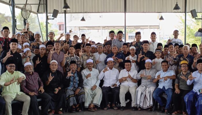 Santri Se-Kota Lhokseumawe Dukung H Fathani- H Zarkasyi