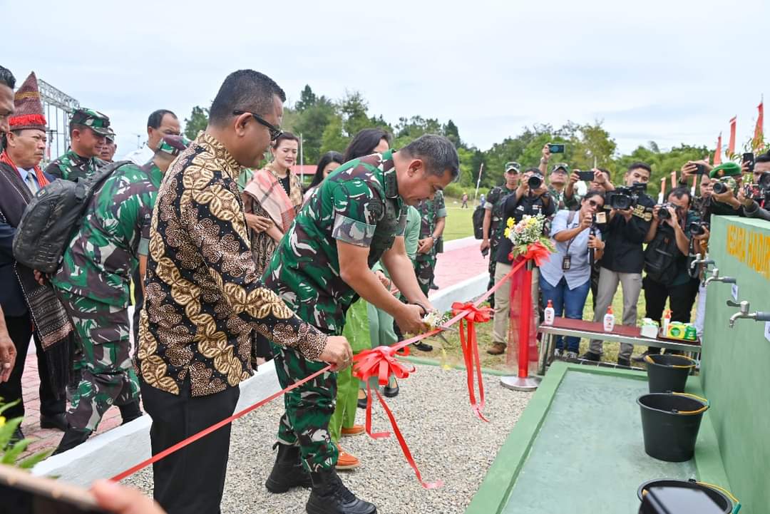 Kasad Resmikan 50 Titik Air Di Wilayah Korem 023/KS
