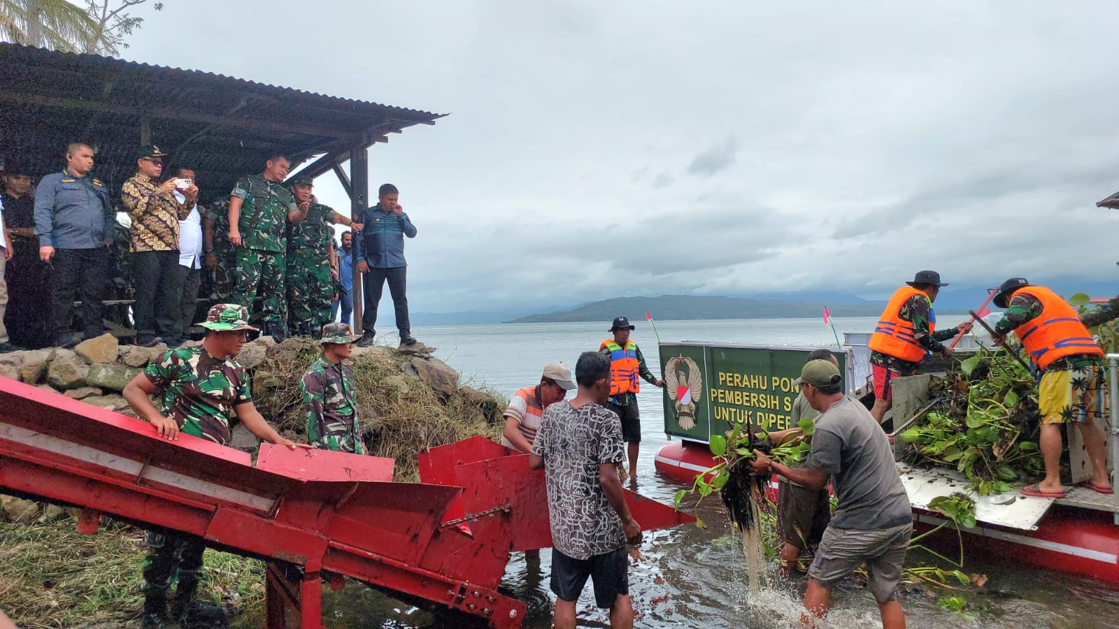 Kasad Resmikan 50 Titik Air Di Wilayah Korem 023/KS