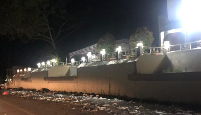 Warga Keluhkan Tumpukan Sampah Di Lokasi Tugu Situmorang