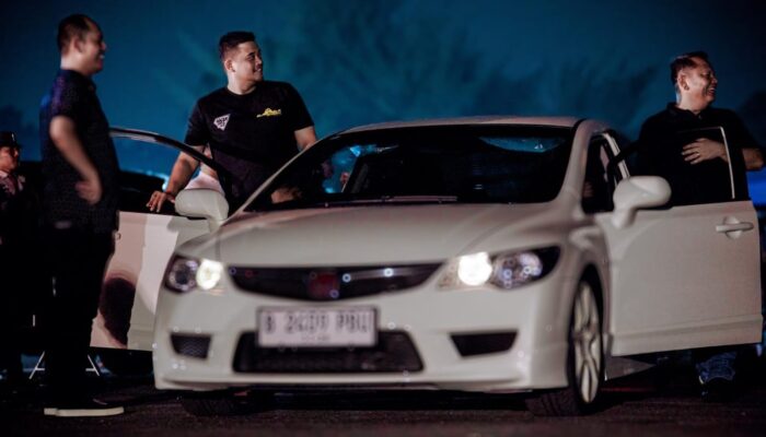 Di The Night Race Show, Bobby Nasution Unjuk Kebolehan Adu Kecepatan Dengan Putra Ijeck