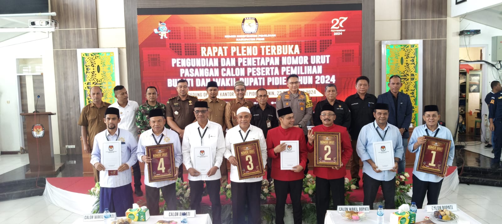 Penarikan Nomor Urut Calon Bupati/Wakil Bupati Pidie Berlangsung Sukses
