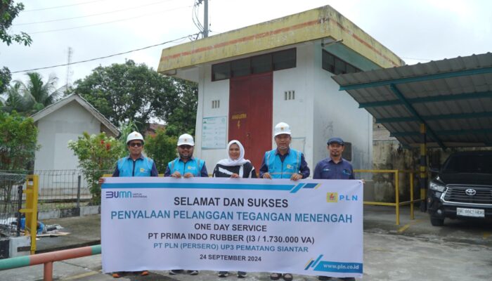 PLN UP3 P.Siantar Lakukan Penyalaan One Day Service Pelanggan Tegangan Menengah