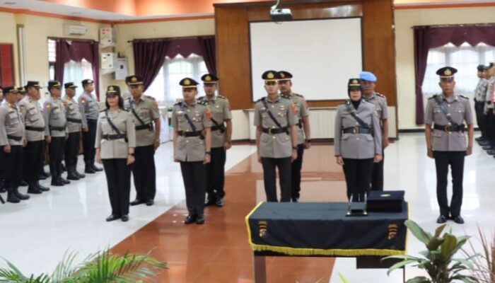 Kapolres P. Siantar Pimpin Sertijab 3 Kapolsek Dan Kasi Propam