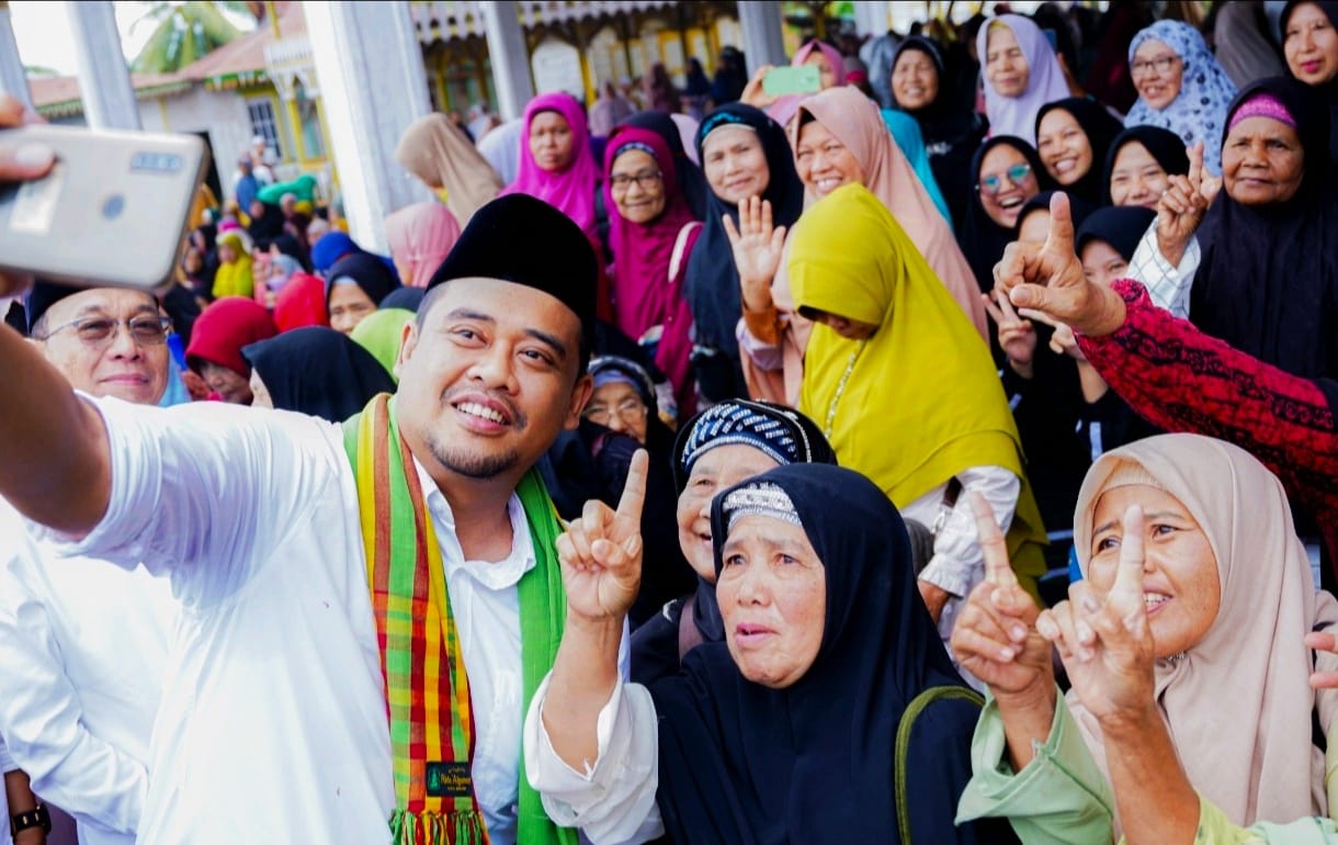 Ribuan Jamaah Pengajian Pimpinan Tuan Nalomok Doakan Bobby Nasution Menang Pilgubsu 2024