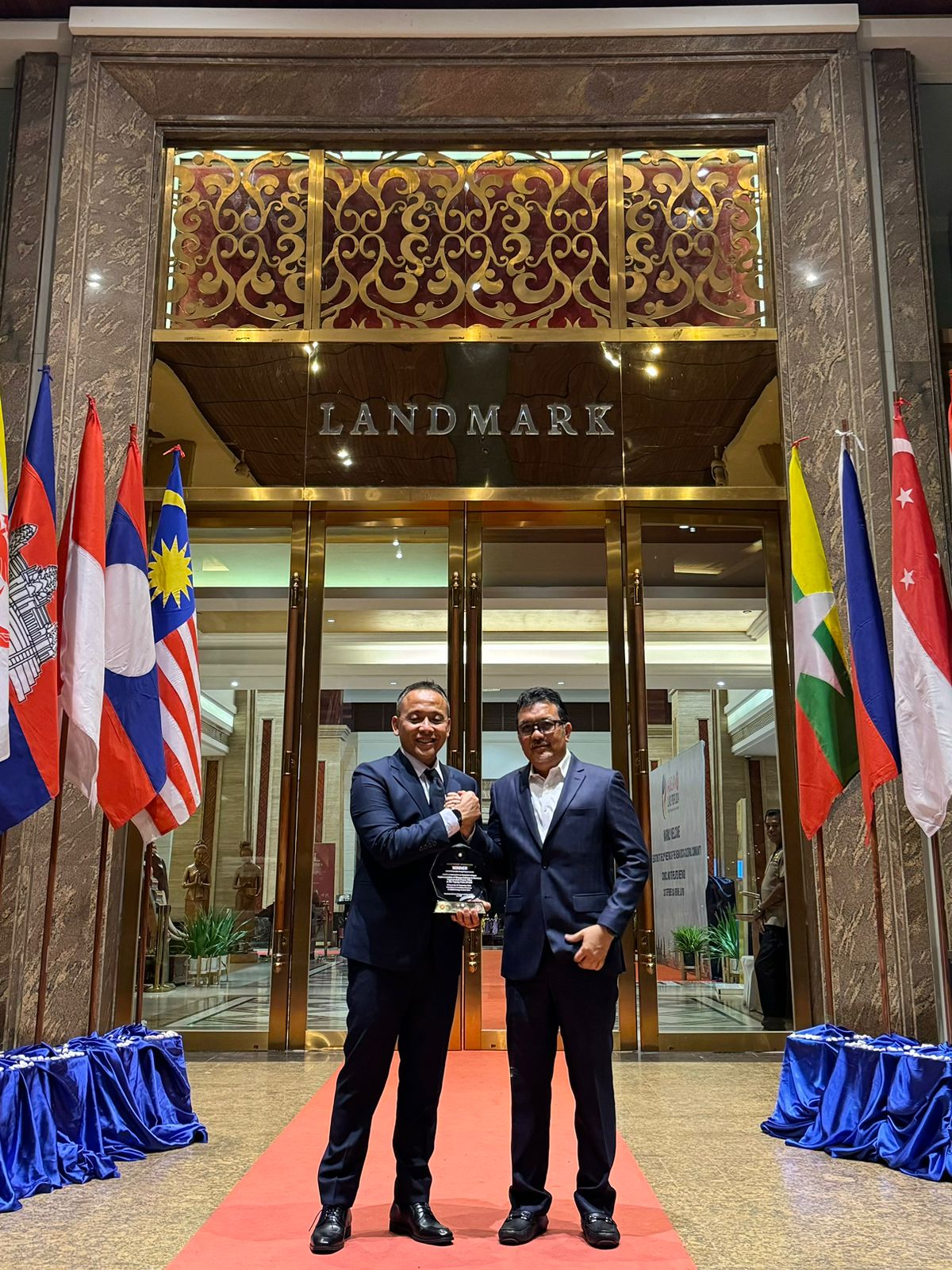 HOLDING Perkebunan Nusantara melalui PTPN IV PalmCo kembali meraih ASEAN Energy Awards sebagai The Winner of the CHP Generation of the ASEAN Renewable Energy Awards 2024 untuk kategori ASEAN Renewable Energy Project di Vientiane Laos, Jumat (27/09). Waspada/Ist