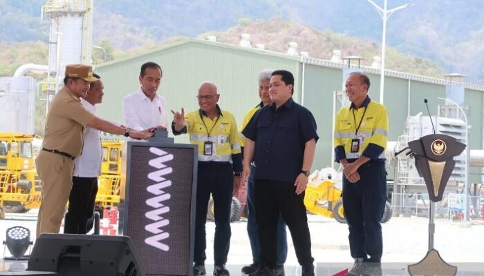Presiden Jokowi resmikan smelter tembaga AMNT