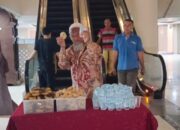BKM Masjid Agung Bagikan Snack Gratis Setiap Sore Sabtu Dan Minggu