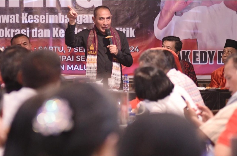 BAKAL calon Gubsu Edy Rahmayadi, saat menghadiri kegiatan Nongki Bareng di DL Cafe, Kota Pematangsiantar, dengan tema Merawat Keseimbangan Demokrasi dan Keadaban Politik. Waspada/Ist