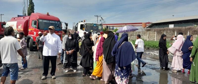 Limbah Perusahaan Penyebab Jalan Pelabuhan Raya Belawan Rusak Parah