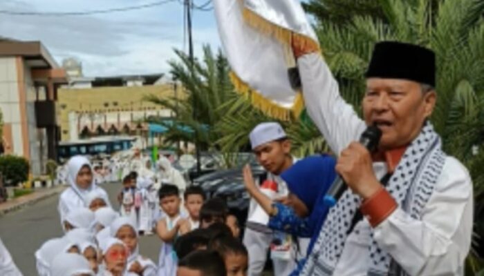 Santri RA Al Marwa Peragaan Manasik Haji Di Asrama Haji Medan