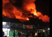 Simpang Lima Sinabang Terbakar