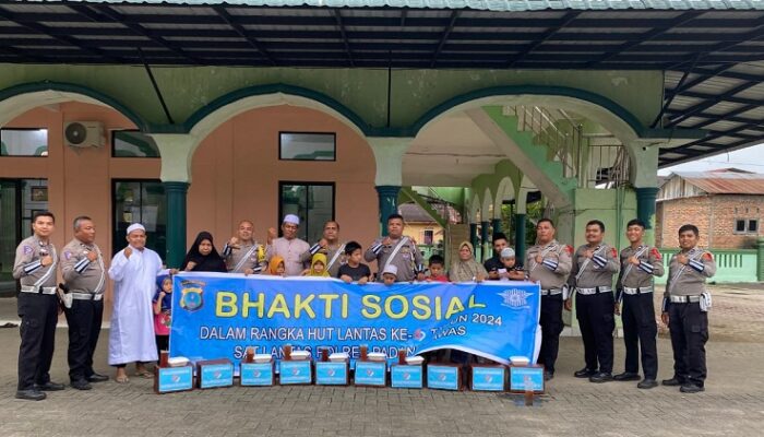 Sat Lantas Polres Palas Santuni Anak Yatim Dan Lansia