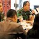 Danrem 022/PT Kolonel Inf Tagor Rio Pasaribu didampingi Plt Bupati Simalungun H.Zonny Waldi saat memimpin diskusi Upaya Penyelamatan Ekosistim Danau Toba di Aula Toba Hall Hotel Khas Parapat, Kamis.(26/09).(Waspada/ist).
