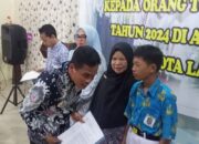 Ratusan Pelajar SD Dan SMP Terima Beasiswa PIP