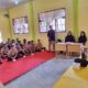 Koordinator Divisi Sosdiklih, Parmas dan SDM, KIP Langsa, Fauzan Rizal, SPd.I, saat memberikan pemaparan pada sosialisasi bagi penyandang disabilitas, Rabu (4/9). Waspada/Rapian.