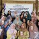 Tim Dosen Universitas Samudra melakukan PKM kepada ibu-ibu PKK Gampong Geudubang Jawa, pengolahan rempah menjadi teh seduh Teh Rempah. Waspada/Munawar