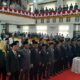 Ketua Pengadilan Negeri Lhoksukon, Ngatemin, SH, MH, memandu pengambilan sumpah janji terhadap 45 Anggota DPRK Aceh Utara masa jabatan periode 2024-2029 di Gedung Paripurna DPRK, Senin (2/9) pukul 11.20. Waspada/Maimun Asnawi