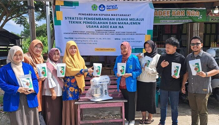 Tim PKM Universitas Samudra Melaksanakan Pemberdayaan UMKM Adee Kak Na