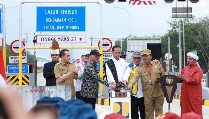 Jalan Tol Trans Sumatera Diresmikan, Presiden Harapkan Peningkatan DPSP Danau Toba
